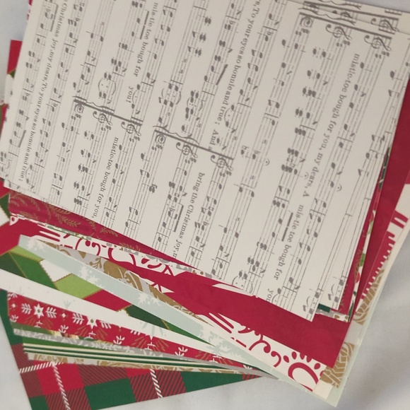 Anna Griffin Christmas Collage Collection - Picture 5 of 8